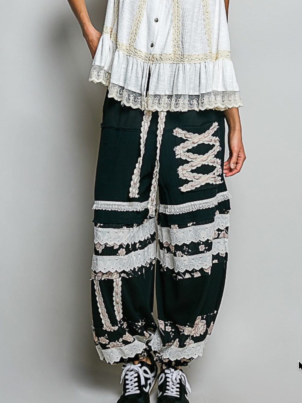 POL Wide-Leg Lace-Trimmed Dark Green Boho Pants